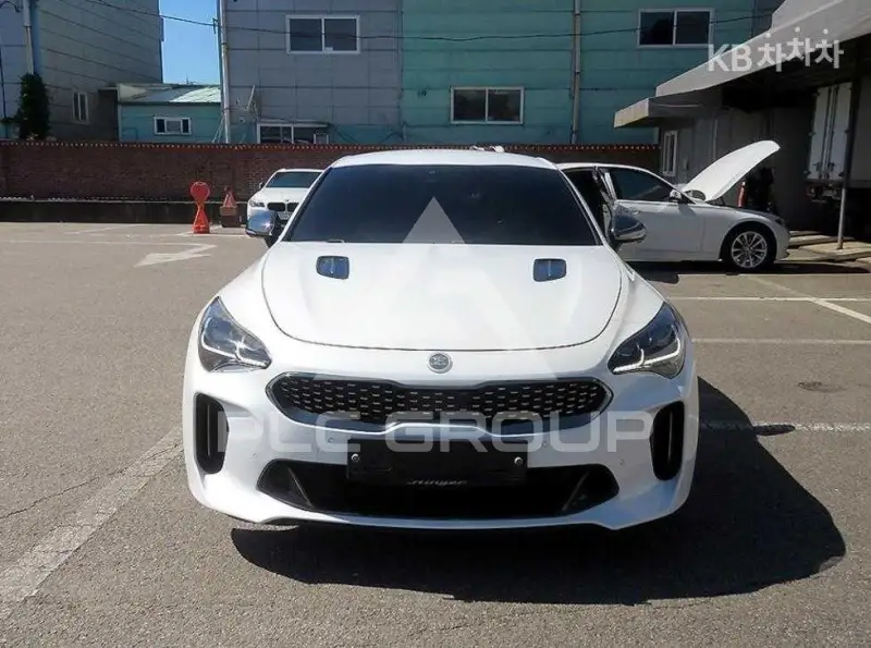 2017 KIA Stinger