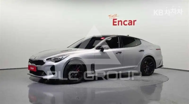 2017 KIA Stinger