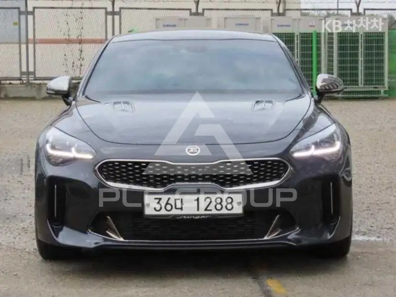 2017 KIA Stinger