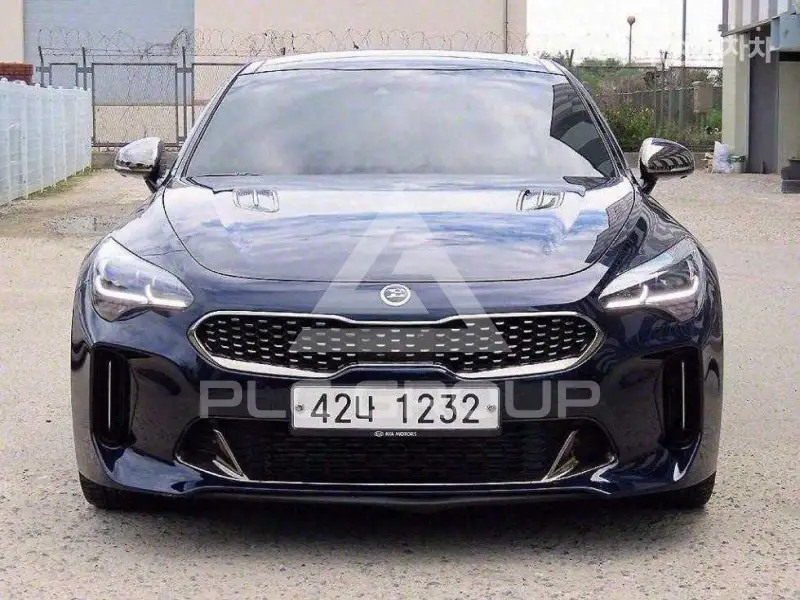 2017 KIA Stinger