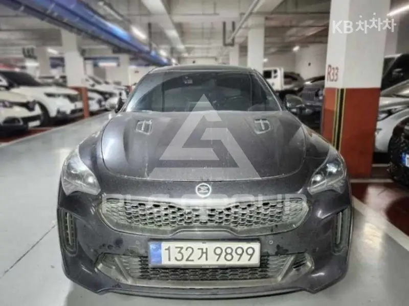 2017 KIA Stinger