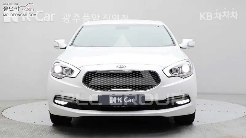 2017 KIA K9