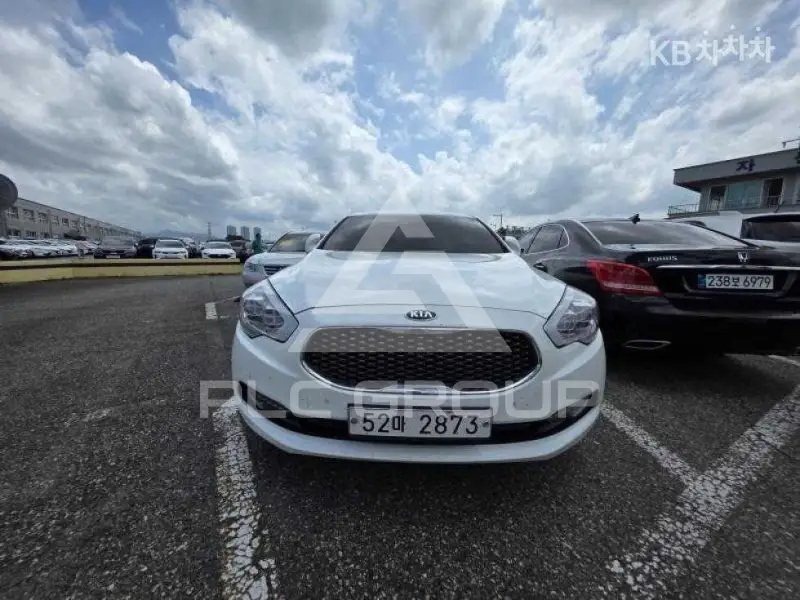 2017 KIA K9