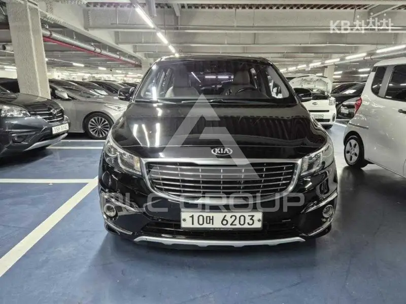 2017 KIA Carnival