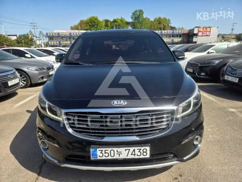 2017 KIA Carnival