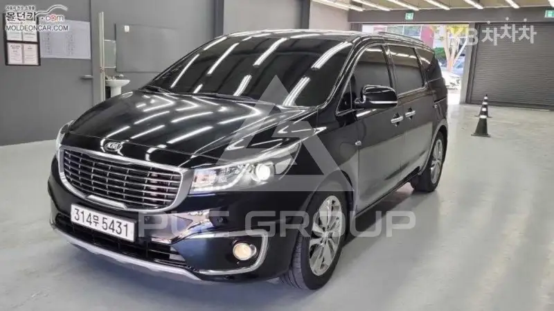 2017 KIA Carnival