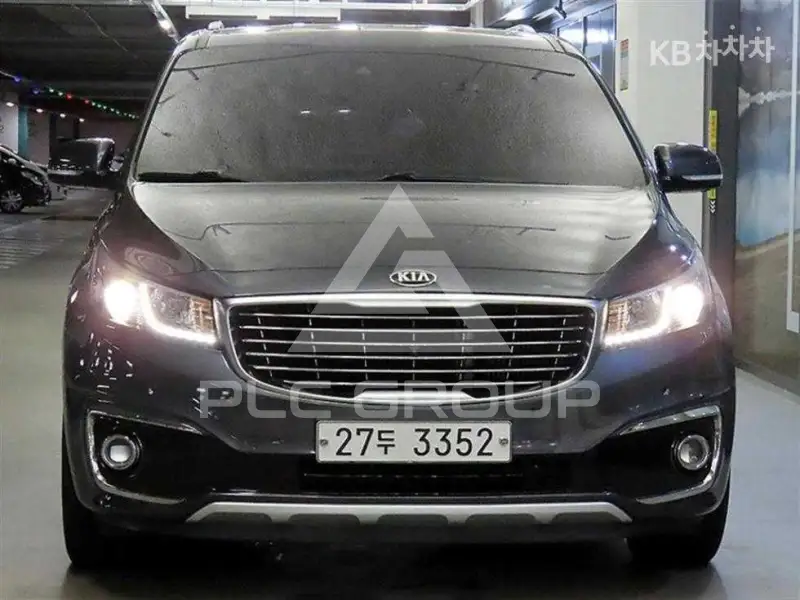 2017 KIA Carnival