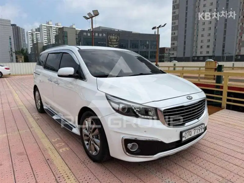 2017 KIA Carnival