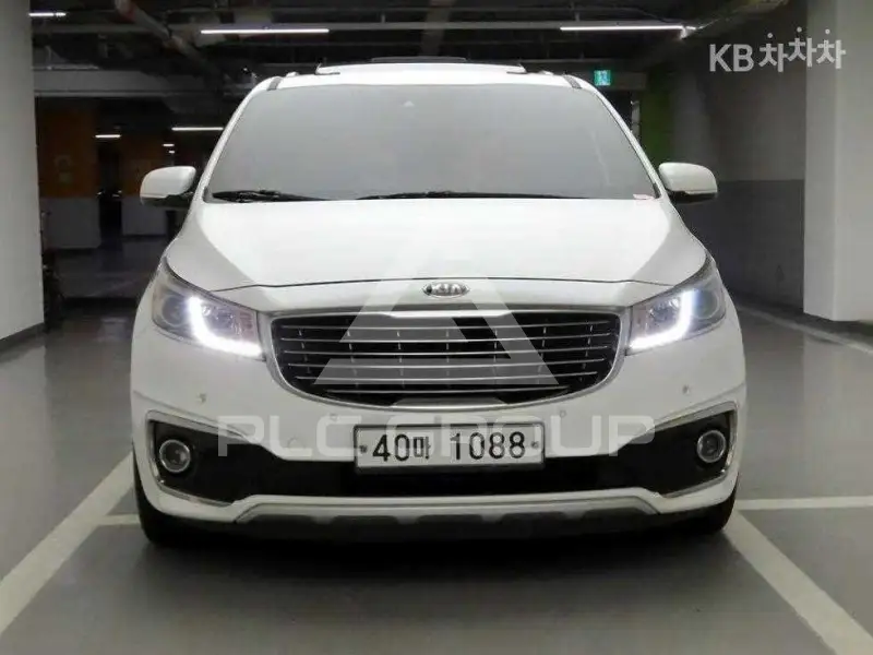 2017 KIA Carnival