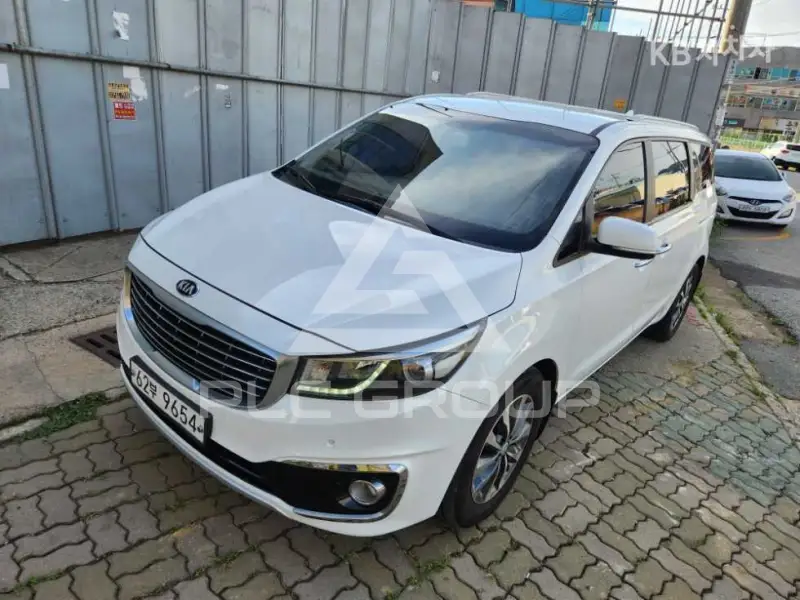 2017 KIA Carnival