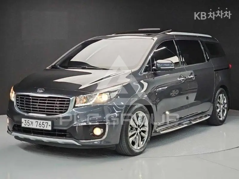 2017 KIA Carnival