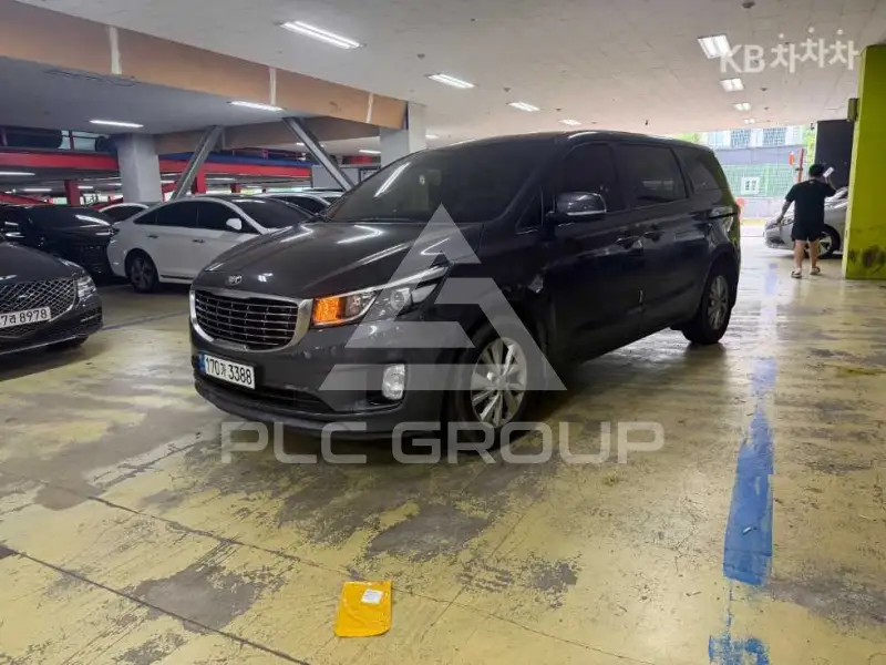 2017 KIA Carnival