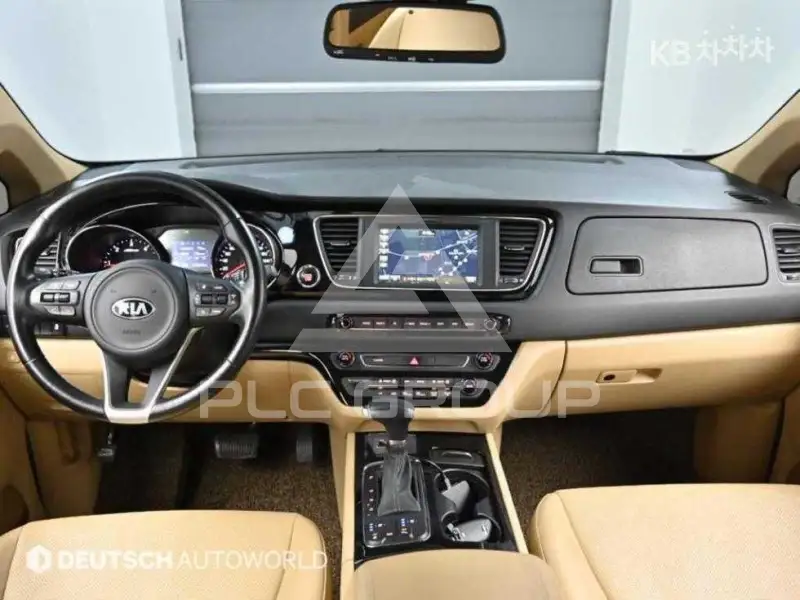 2017 KIA Carnival