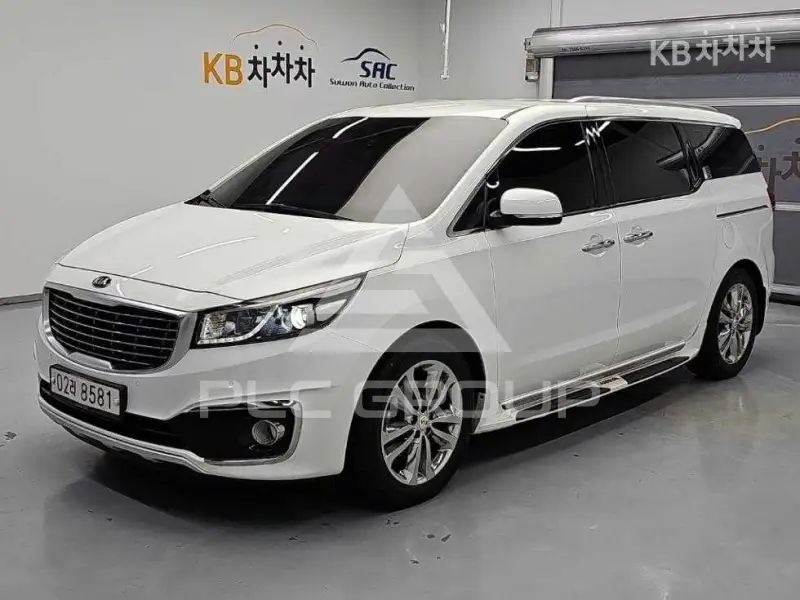 2017 KIA Carnival