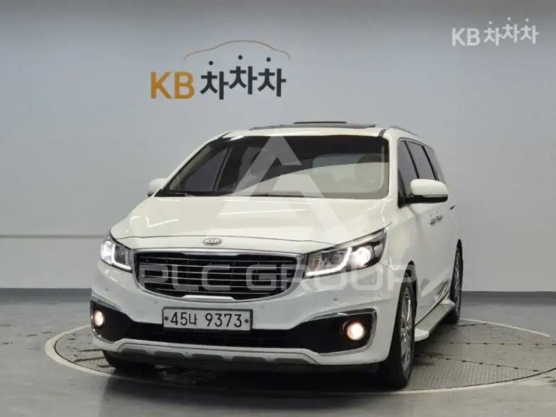 2017 KIA Carnival