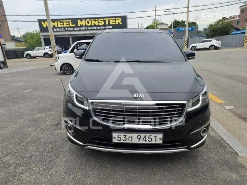2017 KIA Carnival