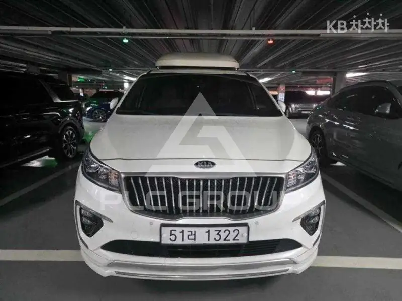 2017 KIA Carnival