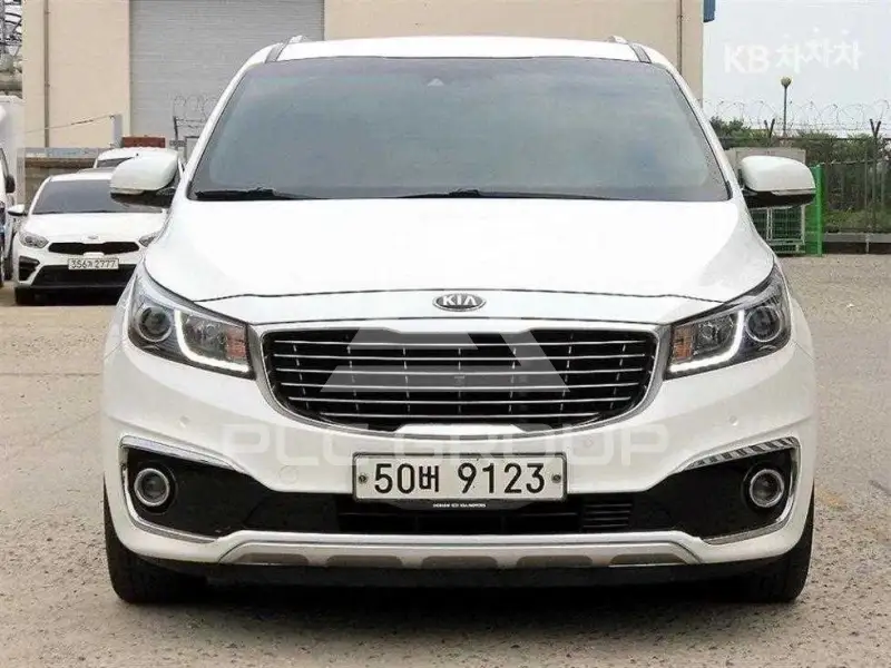 2017 KIA Carnival