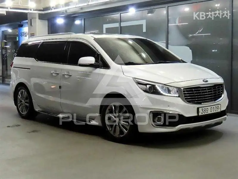 2017 KIA Carnival