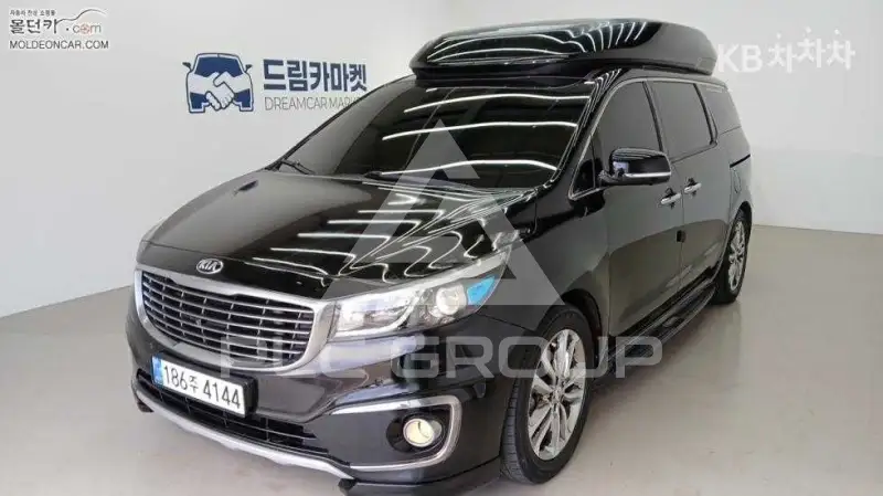2017 KIA Carnival
