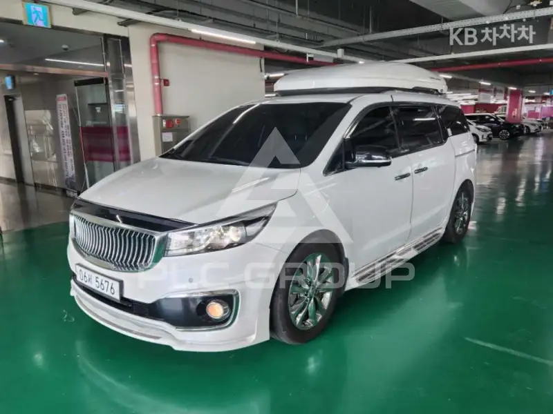 2017 KIA Carnival