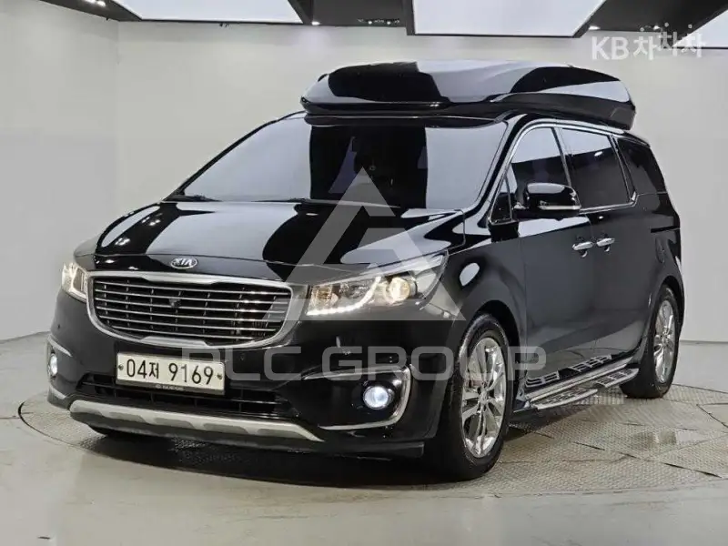 2017 KIA Carnival
