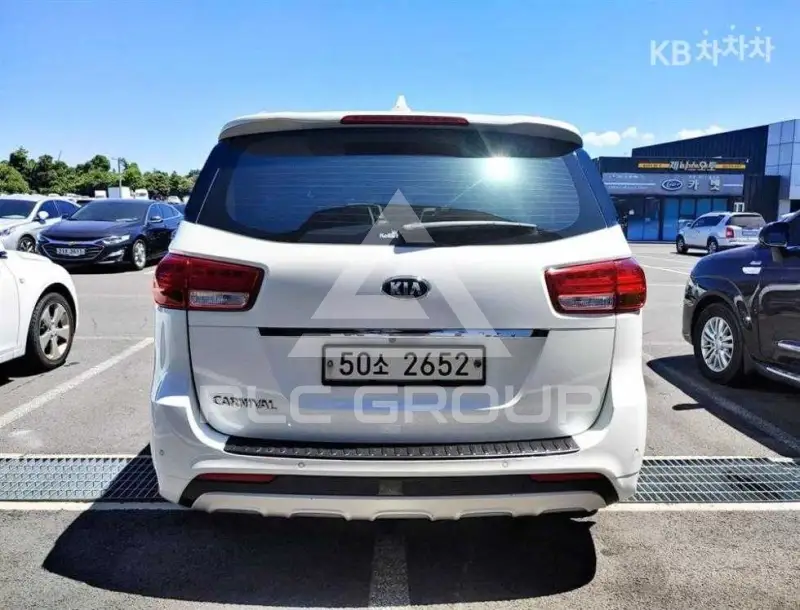 2017 KIA Carnival