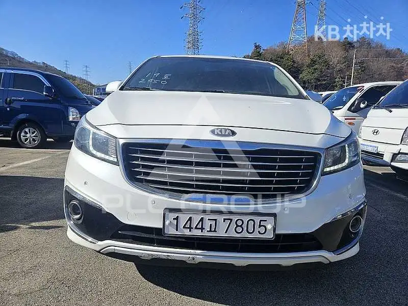 2017 KIA Carnival