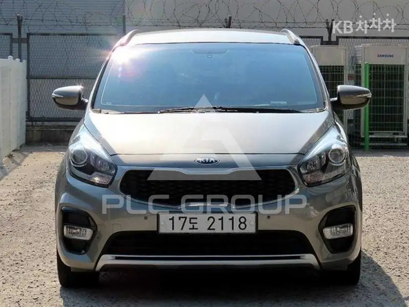 2017 KIA Carens