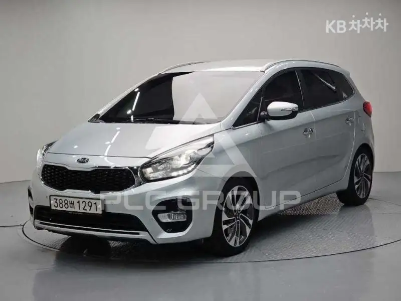 2017 KIA Carens