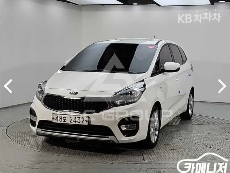 2017 KIA Carens