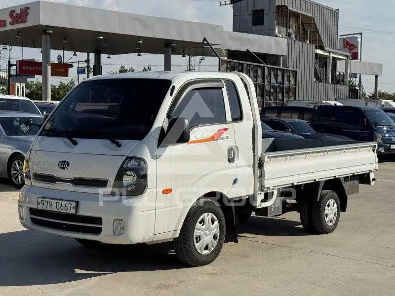 2017 KIA Bongo