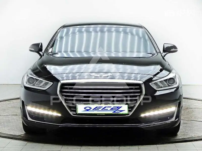 2017 Genesis G90