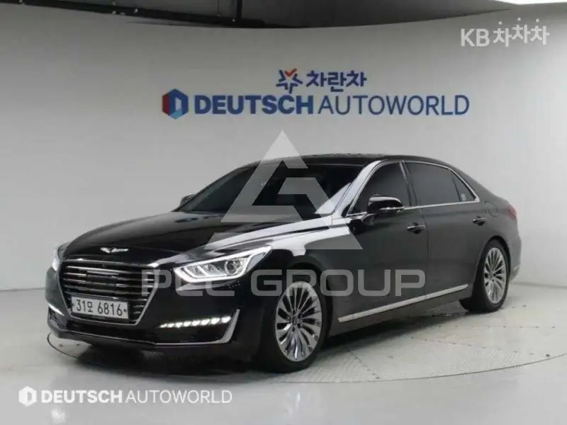 2017 Genesis G90
