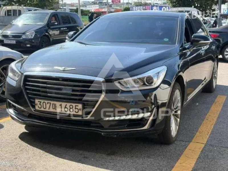 2017 Genesis G90
