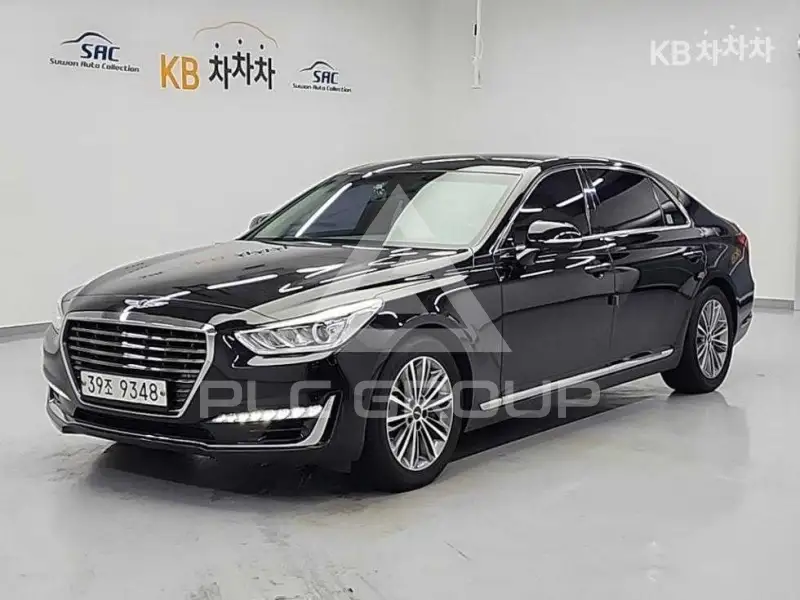 2017 Genesis G90
