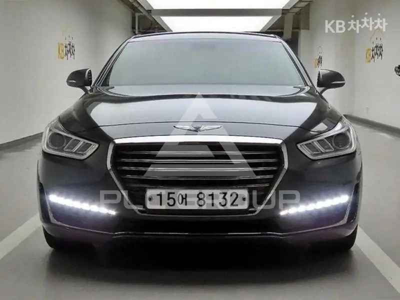 2017 Genesis G90