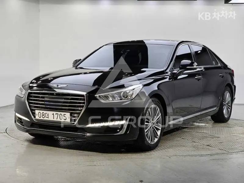 2017 Genesis G90