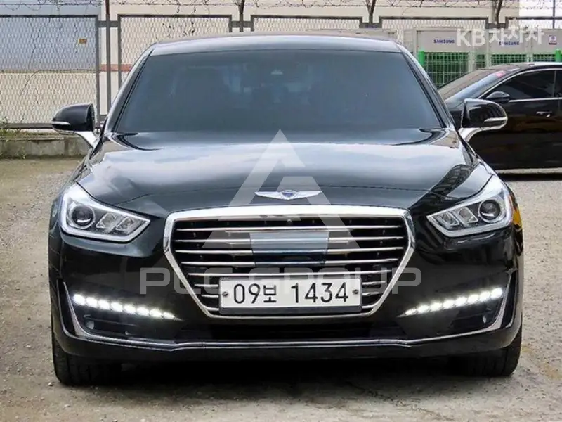2017 Genesis G90