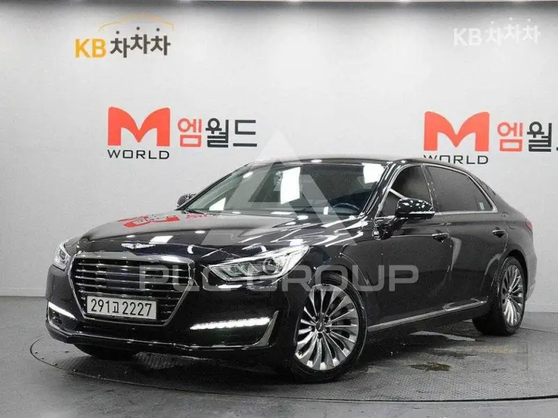 2017 Genesis G90