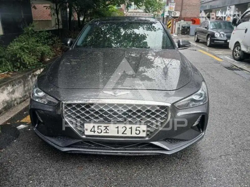2017 Genesis G70