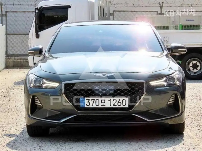 2017 Genesis G70