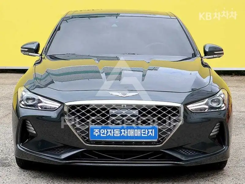 2017 Genesis G70
