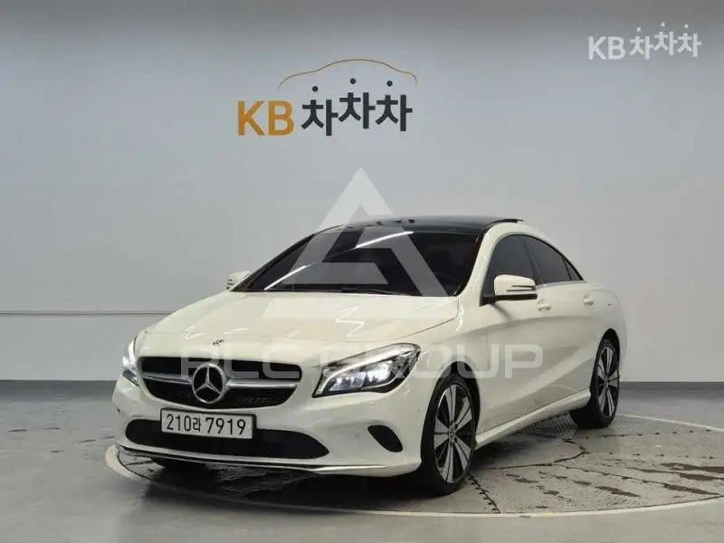 2017 Mercedes Benz CLA-Class