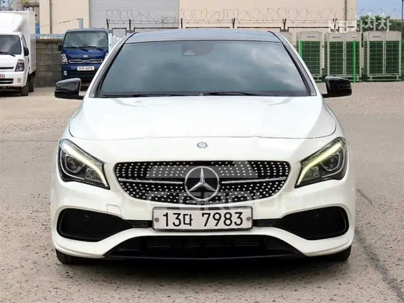 2017 Mercedes Benz CLA-Class