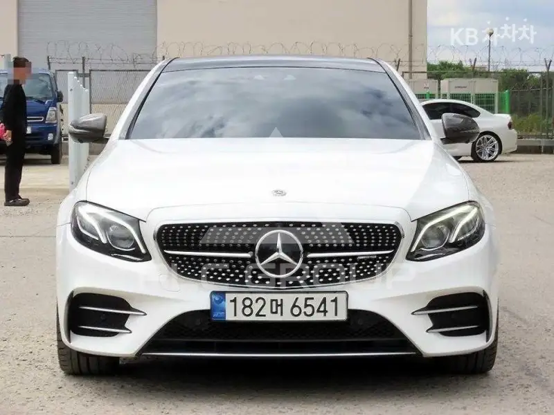 2017 Mercedes Benz E-Class