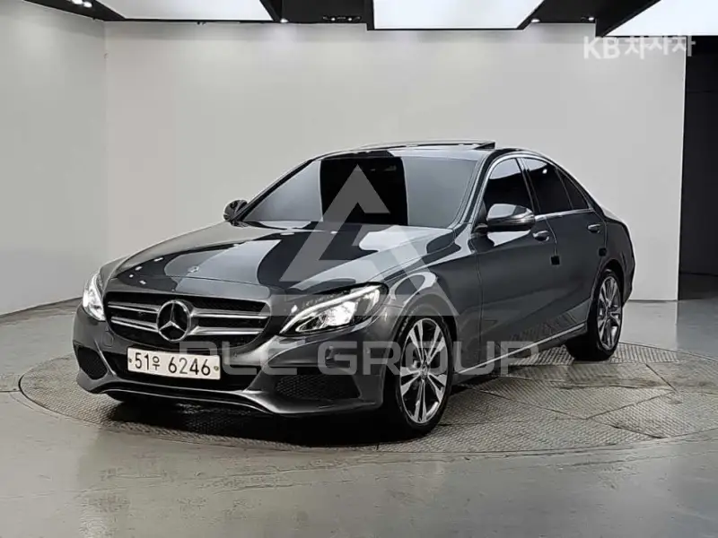 2017 Mercedes Benz C-Class