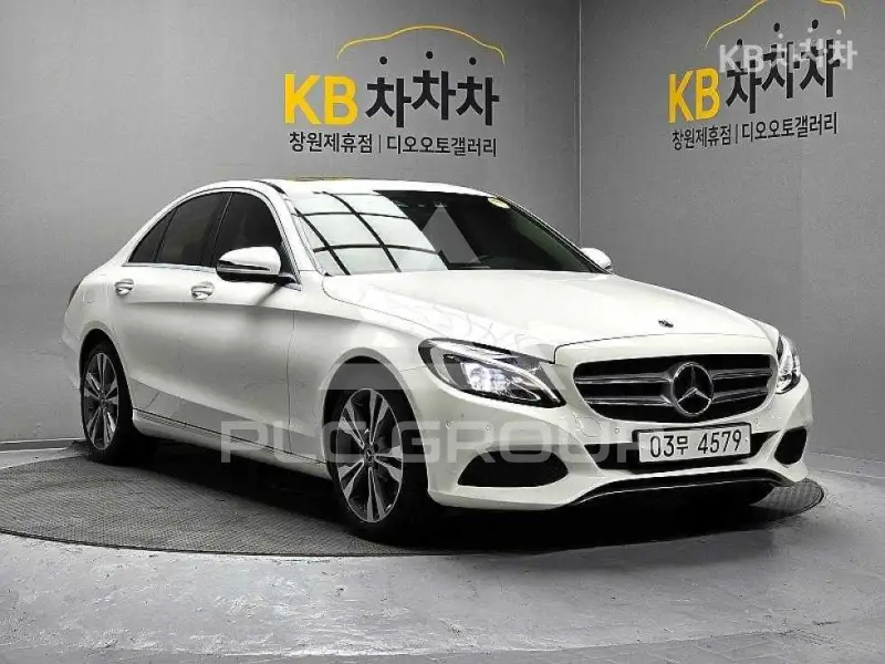 2017 Mercedes Benz C-Class