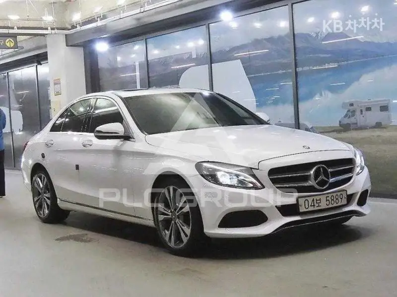 2017 Mercedes Benz C-Class