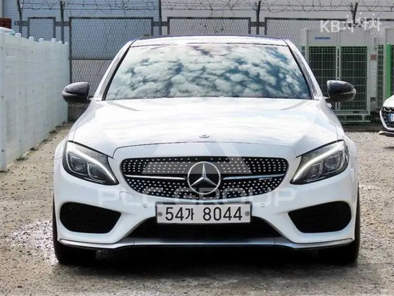 2017 Mercedes Benz C-Class